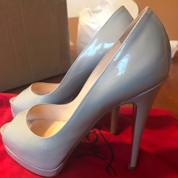 Christian Louboutin Heels-size 36 1/2 - Picture 2 of 3